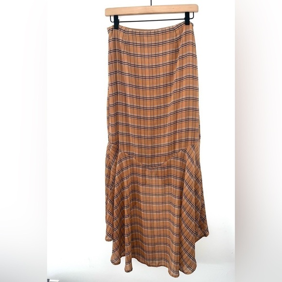 LULUS Professionally Cute Plaid High Low Ruffled Midi Skirt Size Small - Picture 3 of 11